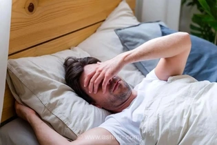 پیشنهاد متخصص خواب دانشگاه هاروارد: ۳ راهکار علمی و موثر برای مقابله با بی‌خوابی مزمن
