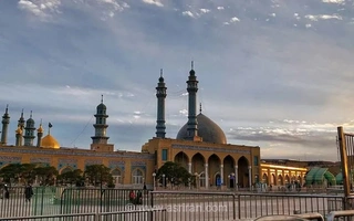 چرا جوانان به مساجد کمتر می‌روند؟ بررسی دلایل کاهش تمایل نسل جوان به حضور در مساجد