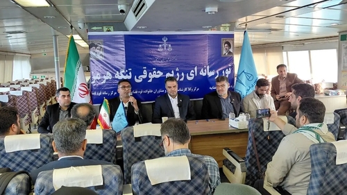 ایران بر تنگه هرمز مسلط است؛ عقب‌نشینی نیروهای بیگانه