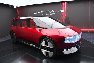 رنو ممکن است MPV جسور Espace را تولید کند، اما SUVها در اولویت هستند