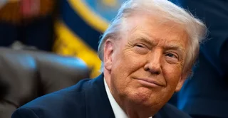 ترامپ دستور داد دولت آمریکا از هوش مصنوعی با عنوان «فوق هوش» یاد کند