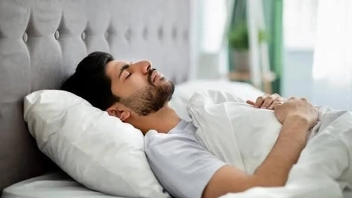 بهترین وضعیت خواب برای سلامت قلب: بررسی یک باور غلط