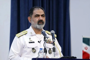 دریادار ایرانی: دشمن خود را برای رویارویی با رزمندگان مسلمان آماده کند