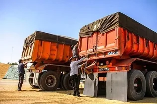 مسئولیت بارگیری و مهار ناایمن بار بر عهده راننده و شرکت است