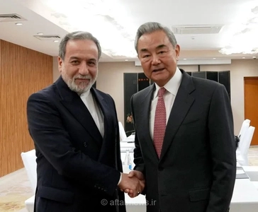 رایزنی‌های راهبردی عراقچی و وانگ یی در قزاقستان؛ تاکید بر توسعه همکاری‌های تهران و پکن در سازمان شانگهای