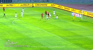 گل دیرهنگام تراکتور به پرسپولیس با اشتباه مدافعان؛ تساوی در لحظات پایانی