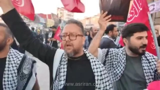 طنین شعارهای ضدآمریکایی و لبیک یا خامنه‌ای توسط چهره‌های هنری و رسانه‌ای در مسیر پیاده‌روی اربعین حسینی