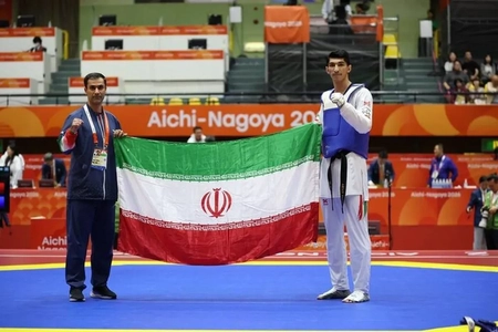 پخش سرود ملی ایران پس از قهرمانی آرین سلیمی در تکواندو ناگویا