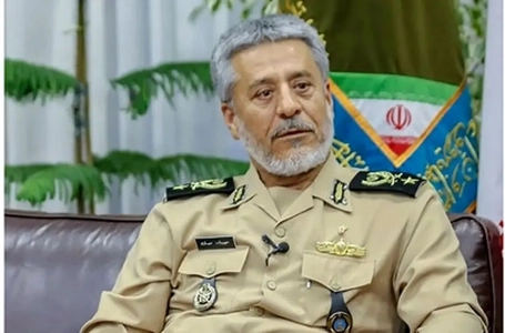 هشدار ارتش به دشمنان: شناورهای متخاصم هدف قرار می‌گیرند