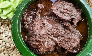 دستور پخت فسنجون مرغ مجلسی: راهنمای گام‌به‌گام برای طعمی بی‌نظیر