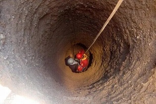 فاجعه در شهر صنعتی سجزی اصفهان؛ ریزش چاه و کشته شدن یک کارگر