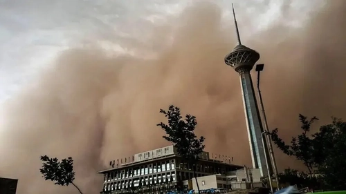 هشدار پلیس راهور تهران به رانندگان درباره رانندگی در باران و طوفان