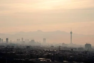 ریشه‌یابی بحران آلودگی هوای تهران: از خودروها تا نیروگاه‌ها