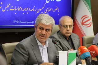 تاجگردون: اصلاح قوانین هرمزگان می‌تواند به رشد اقتصاد ملی کمک کند