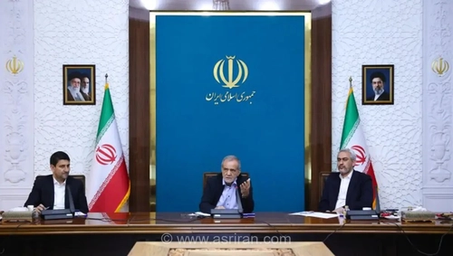 خدمات دولتی مشروط به کد ملی و پستی می‌شود؛ پزشکیان بر تکمیل GNAF تاکید کرد