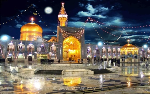 چراغانی و آذین‌بندی بارگاه منور رضوی در مشهد به مناسبت میلاد پیامبر اکرم (ص)