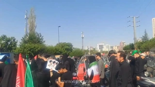 صفوف فشرده نمازگزاران در مصلی تهران و خیابان‌های اطراف