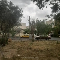 مشکلات آبیاری و خاک باغچه‌های شهرک چشمه در منطقه ۲۲ تهران