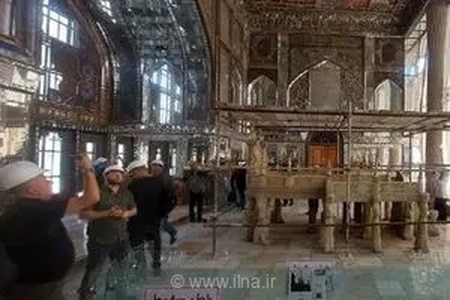 ۸۱ اینفلوئنسر بین‌المللی از کاخ گلستان دیدن کردند
