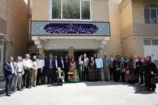 تحول در اقتصاد هنر ایل قشقایی؛ برنامه‌های ویژه معاونت صنایع دستی فارس برای ایجاد درآمد پایدار و اشتغال‌زایی