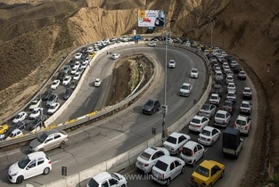 ممنوعیت تردد به مازندران از تهران و کرج؛ ترافیک سنگین در جاده چالوس
