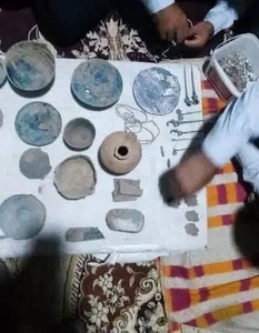 کشف ۶۱ قلم اموال و اشیای باستانی در روستایی از شهرستان مرودشت توسط پلیس