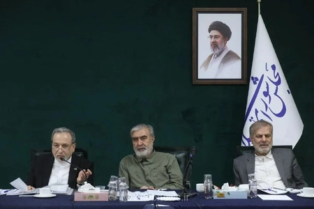 شرایط ایران برای بازگشایی تنگه هرمز از زبان عراقچی
