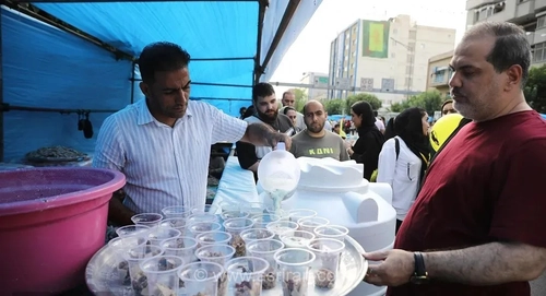 شهرداری تهران: در مسیر تشییع رهبر شهید، فقط آب توزیع خواهد شد
