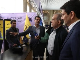 افتتاح همزمان ۹۴۶ پروژه ارتباطی ایرانسل با حضور رئیس‌جمهور