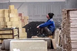 بحران بیمه کارگران ساختمانی؛ حذف ۵۰۰ هزار نفر از پوشش بیمه‌ای و تداوم رکود در بازار مسکن