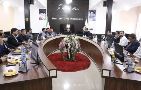 نشست سرمایه گذاران چینی با مدیرعامل منطقه آزاد ماکو برای بررسی ظرفیت‌های راهبردی