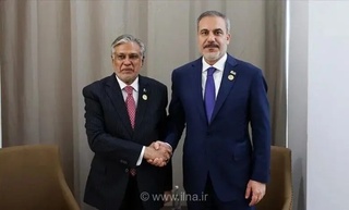 رایزنی تلفنی وزیران خارجه پاکستان و ترکیه درباره پیمان دفاعی مکه