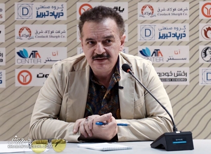اعتراض زنوزی به تفاوت امکانات سفر استقلال و تراکتور؛ تهدید به شکایت از فیفا