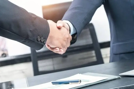 قرارداد دوجانبه برق: راهکاری برای کاهش هزینه برق صنایع