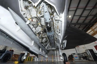 موشک هوا به هوای AIM-424 مالیس؛ سلاح جدید نیروی دریایی آمریکا برای جنگنده F-35