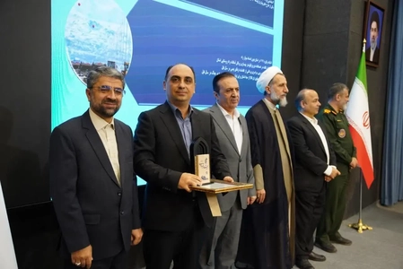 تجلیل از دستگاه‌های اجرایی برتر قزوین در جشنواره شهید رجایی