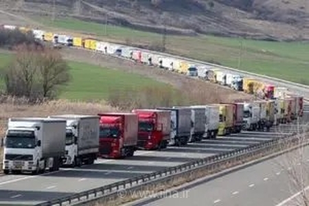 کریدورهای تجاری جایگزین بنادر جنوبی فعال شد/ در  جنگ اخیر، تنشی در تامین  کالا نداشتیم