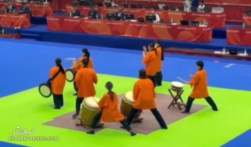 مراسم طبل‌زنی زنان ژاپنی پیش از مسابقات کوراش ناگویا