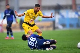 گل‌گهر هافبک سپاهان را جذب کرد