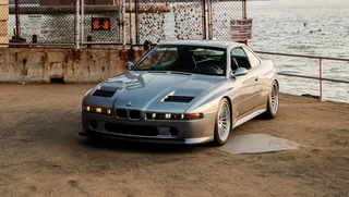 ب‌ام‌و ۸۵۸ CSL: ترکیب جذاب موتور V10 با بدنه‌ای متفاوت