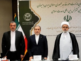 ایران: در برابر زیاده‌خواهی و قلدرمآبی تسلیم نمی‌شویم/ تاکید بر وحدت در جهان اسلام