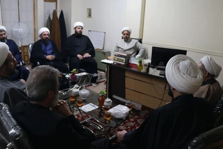 قم و مشهد پیشران دیپلماسی عمومی ایران