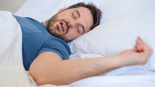 خروپف نشانه بیماری؟ تشخیص آپنه خواب
