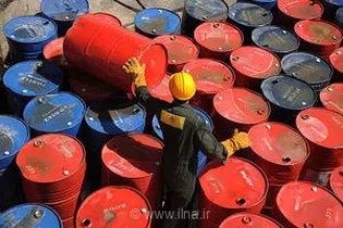 کاهش قیمت سبد نفتی اوپک؛ تداوم نااطمینانی در بازار جهانی نفت با وجود کاهش تنش‌های ژئوپلیتیک
