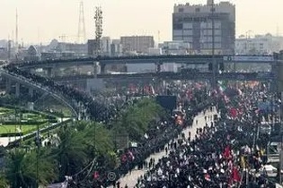 عزت آقای شهید ایران را امروز در بین‌الحرمین دیدم