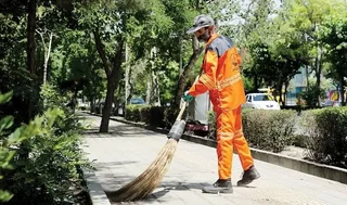 کارگران شهرداری تکاب خواستار بازگشت اضافه‌کاری شدند