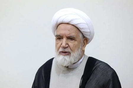 مهدی کروبی: مذاکره با آمریکا تسلیم نیست، بلکه نشان‌دهنده صلح‌طلبی ایران است
