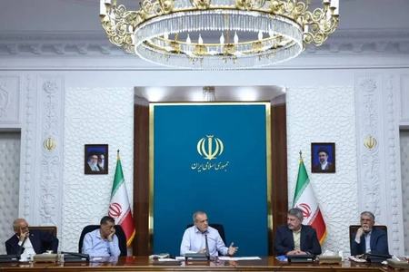 رئیس جمهور: با همراهی مردم در برابر زورگویی می‌ایستیم