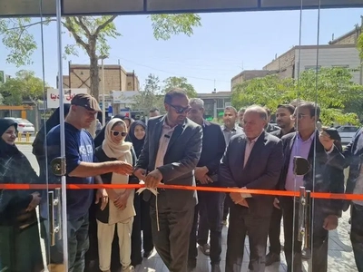 افتتاح نخستین فروشگاه خراطی سنتی در سرایان با هدف حمایت از هنرمندان