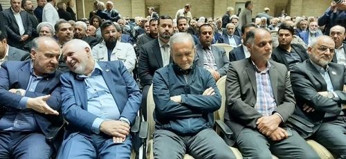 حضور رئیس‌جمهور و چهره‌های سیاسی در مراسم ختم احمد ناطق نوری